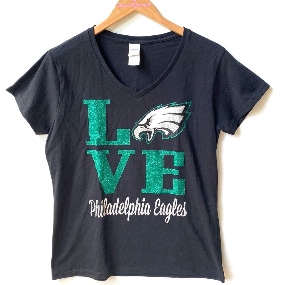 (AA2) Philadelphia Eagles V-neck Black glittered short sleeve tee shirt,‎ Size L